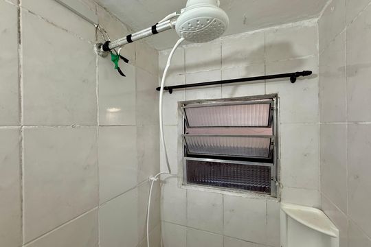 Banheiro  de casa para alugar com 1 quarto, 25m² em Campo Belo, São Paulo