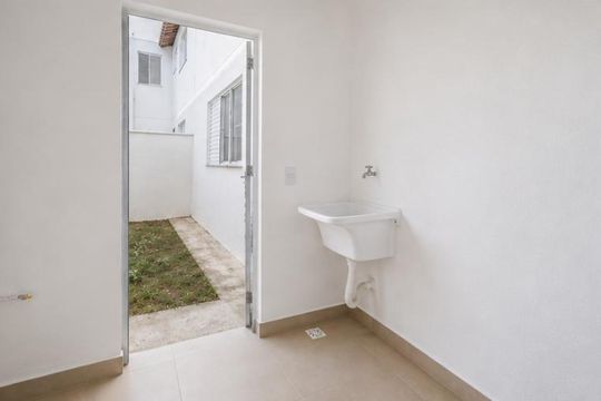 Área de serviço de casa de condomínio para alugar com 2 quartos, 65m² em mato dentro, Indaiatuba