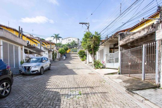 Área comum de casa à venda com 4 quartos, 105m² em Vila Clara, São Paulo