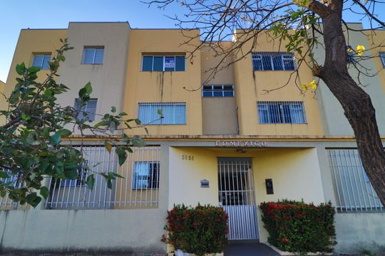 Plaquinha de apartamento para alugar com 3 quartos, 85m² em Tibery, Uberlândia