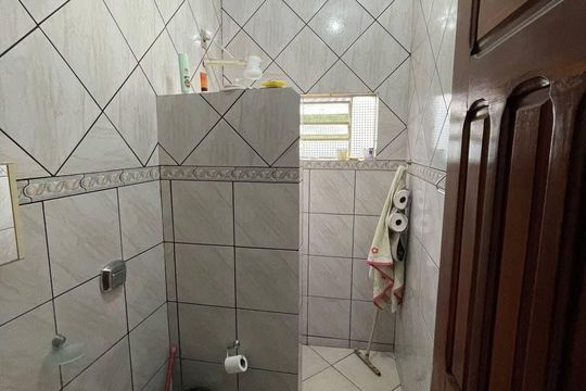 Banheiro de casa à venda com 3 quartos, 168m² em Jardim América, Goiânia