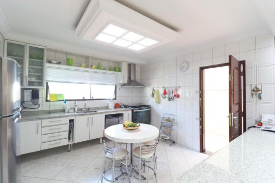 Casa à venda com 3 quartos, 250m² em Vila Maria Alta, São Paulo