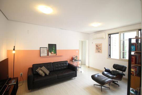Apartamento à venda com 2 quartos, 70m² em Petrópolis, Porto Alegre