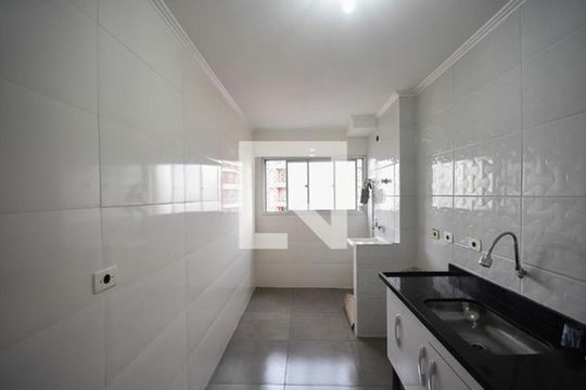 Cozinha de apartamento à venda com 2 quartos, 52m² em Jardim Umarizal, São Paulo