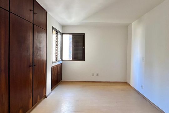 Suíte de apartamento à venda com 1 quarto, 67m² em Centro, Campinas