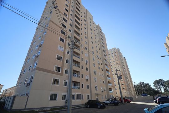 Fachada do bloco de apartamento para alugar com 2 quartos, 40m² em Fátima, Canoas
