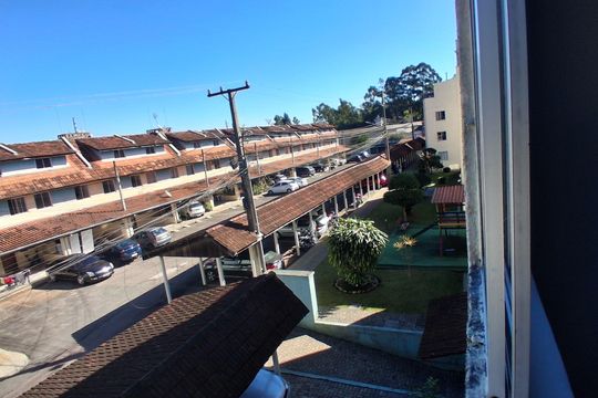 Apartamento para alugar com 3 quartos, 65m² em Pinheirinho, Curitiba