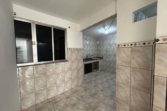 Copa de casa para alugar com 1 quarto, 45m² em Vila Valqueire, Rio de Janeiro