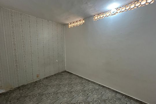 Quarto de casa para alugar com 1 quarto, 45m² em Vila Valqueire, Rio de Janeiro