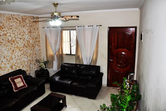 Casa à venda com 2 quartos, 230m² em Vila Palmeiras, São Paulo