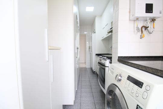 Área de Serviço de apartamento à venda com 3 quartos, 68m² em Vila Andrade, São Paulo