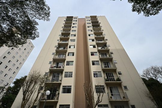 Fachada de apartamento à venda com 2 quartos, 53m² em Jardim Umarizal, São Paulo