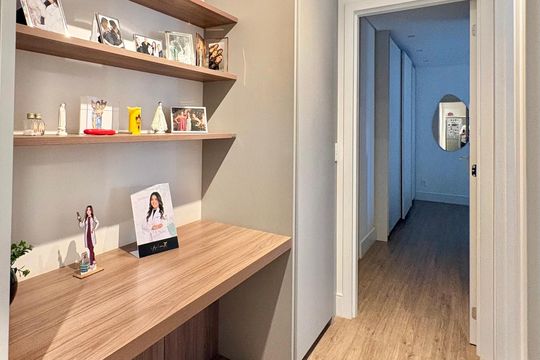 Quarto 1 de apartamento à venda com 3 quartos, 100m² em Funcionários, Belo Horizonte