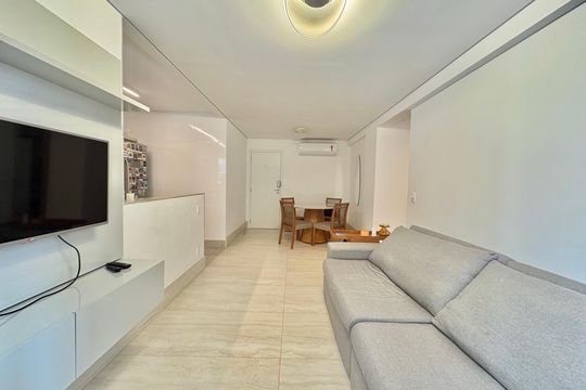 Sala de apartamento à venda com 3 quartos, 100m² em Funcionários, Belo Horizonte