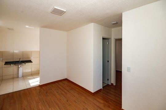Apartamento à venda com 2 quartos, 42m² em Serra Dourada, Vespasiano