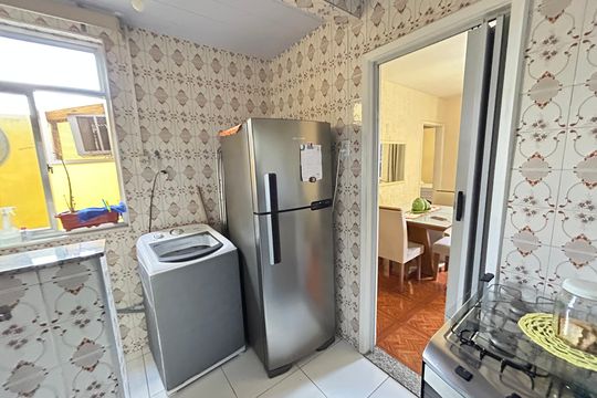 Cozinha de apartamento para alugar com 2 quartos, 54m² em Vila Valqueire, Rio de Janeiro