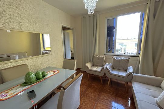 Sala de apartamento para alugar com 2 quartos, 54m² em Vila Valqueire, Rio de Janeiro