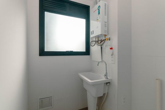 Área externa de apartamento para alugar com 1 quarto, 48m² em Jardim do Salso, Porto Alegre