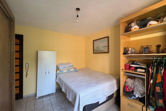 Quarto 2 de casa à venda com 6 quartos, 258m² em Vila Príncipe de Gales, Santo André