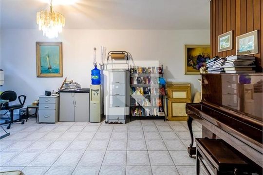 Sala de casa à venda com 4 quartos, 525m² em Vila Mariana, São Paulo