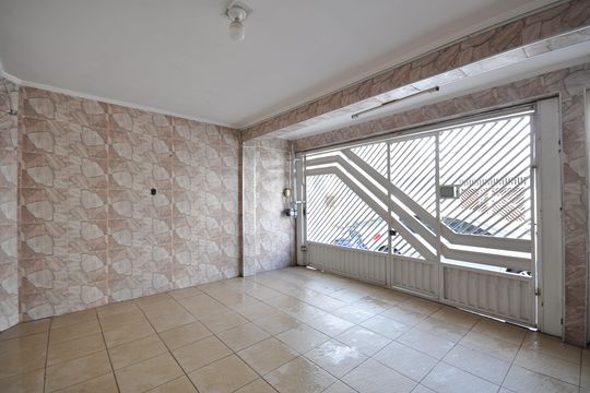 Garagem de casa para alugar com 4 quartos, 250m² em Jardim Brasil (zona Norte), São Paulo