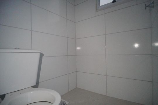 Banheiro de apartamento para alugar com 2 quartos, 43m² em Canudos, Novo Hamburgo