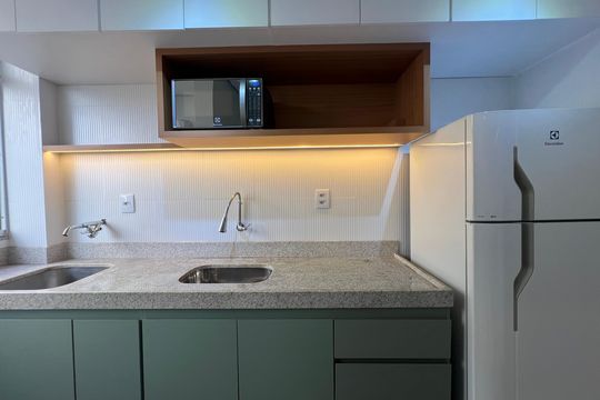 Cozinha de apartamento para alugar com 2 quartos, 73m² em Castelo, Belo Horizonte