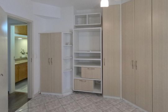 Quarto 2 de apartamento para alugar com 2 quartos, 119m² em Vila Mathias, Santos