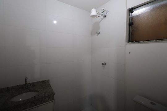 Banheiro de apartamento para alugar com 1 quarto, 37m² em Vila Antonina, São Paulo