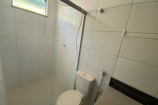 Banheiro social de apartamento para alugar com 1 quarto, 45m² em Cinquentenario, Belo Horizonte