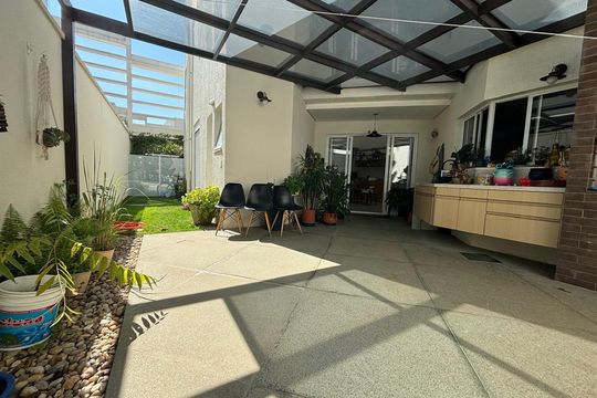 Área externa de casa de condomínio para alugar com 3 quartos, 172m² em Fazenda Santana, Vinhedo