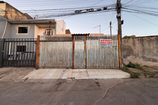 Casa à venda com 3 quartos, 105m² em Samambaia Norte , Brasília