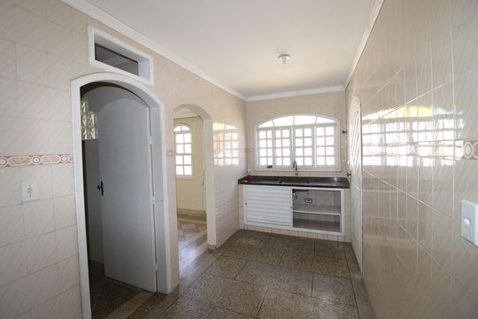 Cozinha de casa para alugar com 2 quartos, 70m² em Itaquera, São Paulo