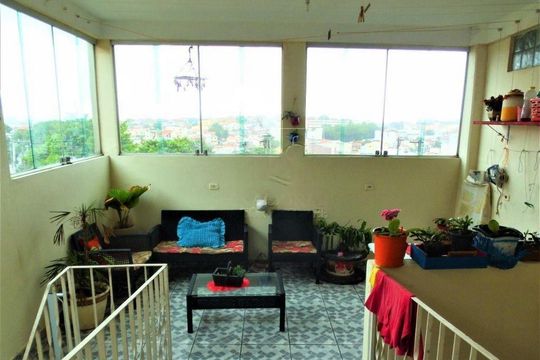 Casa à venda com 3 quartos, 251m² em Parque Oratório, Santo André