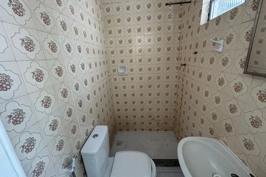 Banheiro da Suíte de casa para alugar com 2 quartos, 70m² em Osvaldo Cruz, Rio de Janeiro