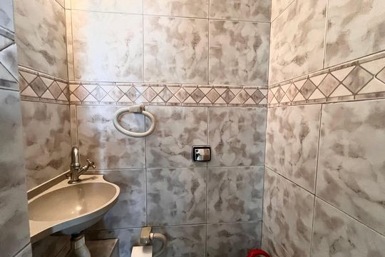 Lavabo  de apartamento à venda com 2 quartos, 75m² em Ipanema, Rio de Janeiro