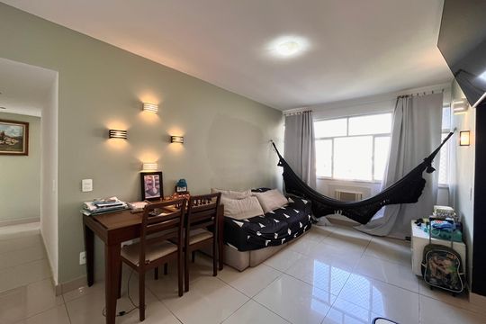 Sala  de apartamento à venda com 2 quartos, 75m² em Ipanema, Rio de Janeiro