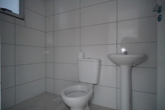 Banheiro de apartamento para alugar com 2 quartos, 42m² em Canudos, Novo Hamburgo