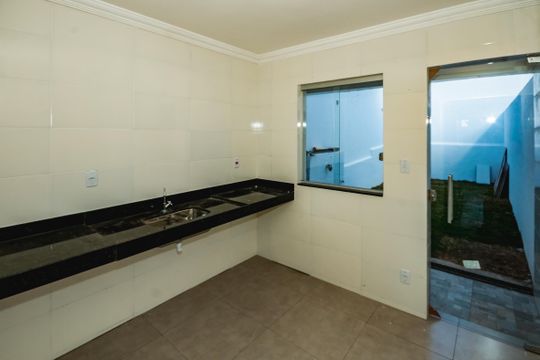 Cozinha de casa à venda com 2 quartos, 87m² em Jardim Leblon, Belo Horizonte