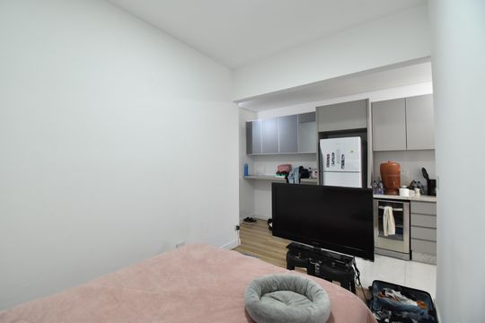 Sala/Cozinha de apartamento à venda com 3 quartos, 75m² em Centro, Curitiba