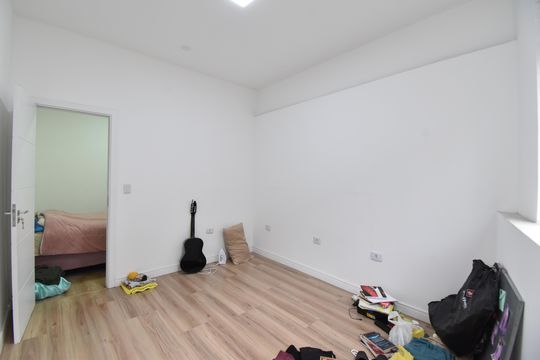 Quarto 1 de apartamento à venda com 3 quartos, 75m² em Centro, Curitiba