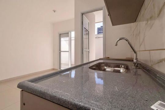 Cozinha  de apartamento para alugar com 2 quartos, 77m² em Vila Independencia, São Paulo