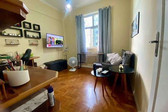 Quarto de apartamento à venda com 3 quartos, 130m² em Icaraí, Niterói