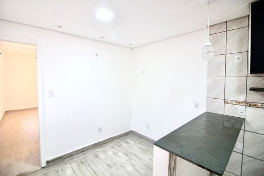 Cozinha Casa 2 de casa à venda com 2 quartos, 146m² em Parque Paineiras, São Paulo
