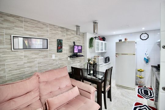 Casa à venda com 2 quartos, 146m² em Parque Paineiras, São Paulo