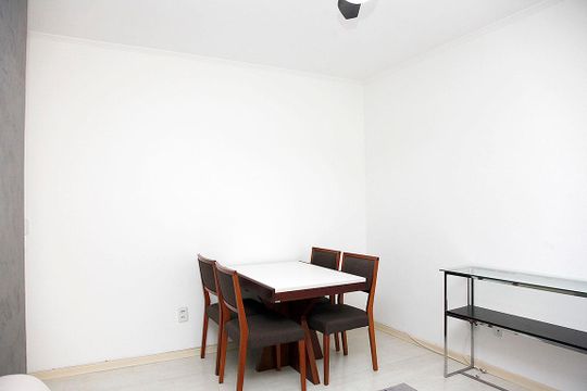 Sala de apartamento para alugar com 1 quarto, 50m² em Menino Deus, Porto Alegre