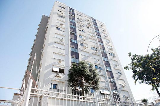 Fachada de apartamento para alugar com 1 quarto, 50m² em Menino Deus, Porto Alegre