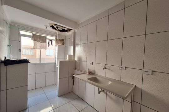 Cozinha de apartamento para alugar com 2 quartos, 55m² em Jardim Ipanema, Santo André