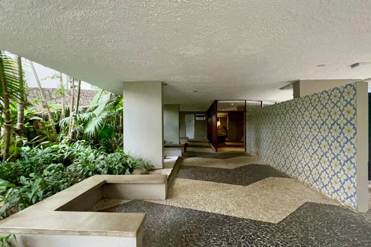 Entrada de apartamento para alugar com 2 quartos, 61m² em Cerqueira César, São Paulo