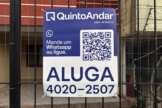 Placa de casa para alugar com 3 quartos, 250m² em Guarujá, Porto Alegre